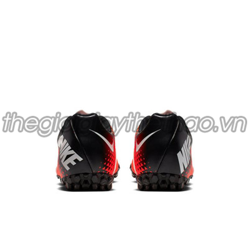 Giày bóng đá Nike BOMBAX TF 826486 801 5