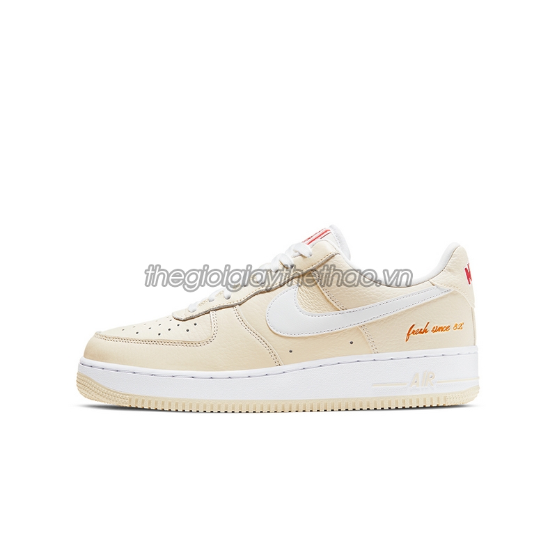 giay-the-thao-nam-nike-air-force-1-07-prm-emb-cw2919-100-h1